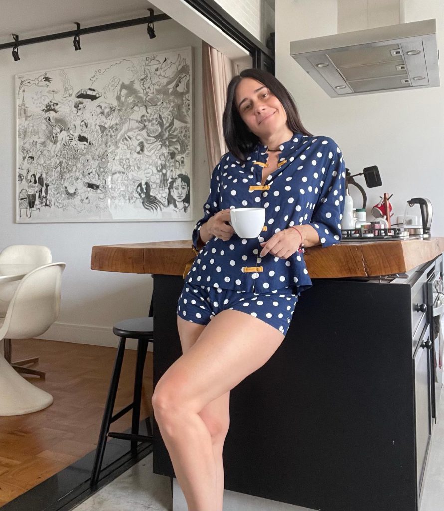 Alessandra Negrini sorri foda