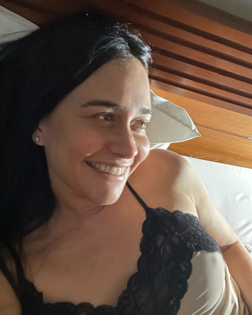 Alessandra Negrini vê rata