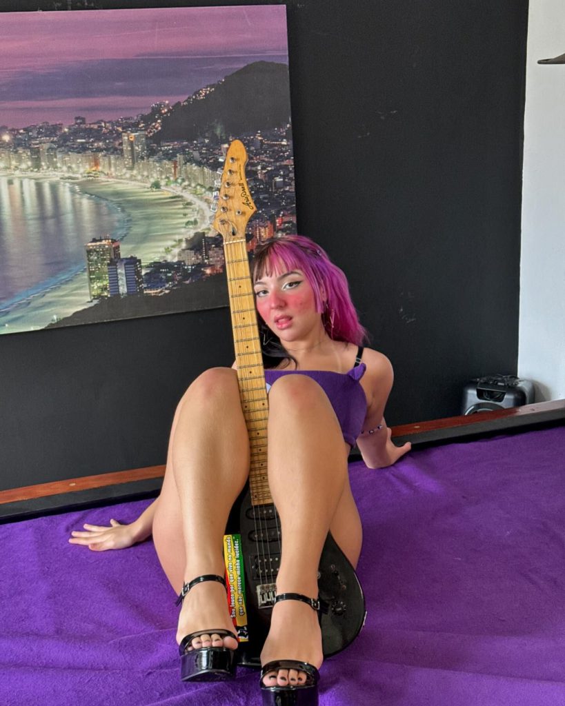 Belle Belinha feurig heiß