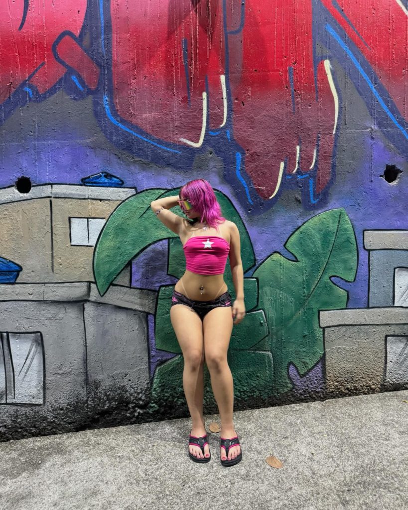 Belle Belinha linda nua