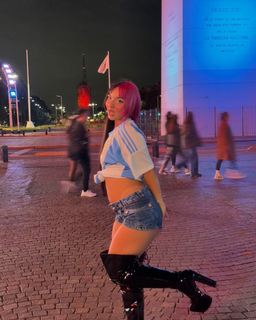 Belle Belinha modellierung heiß