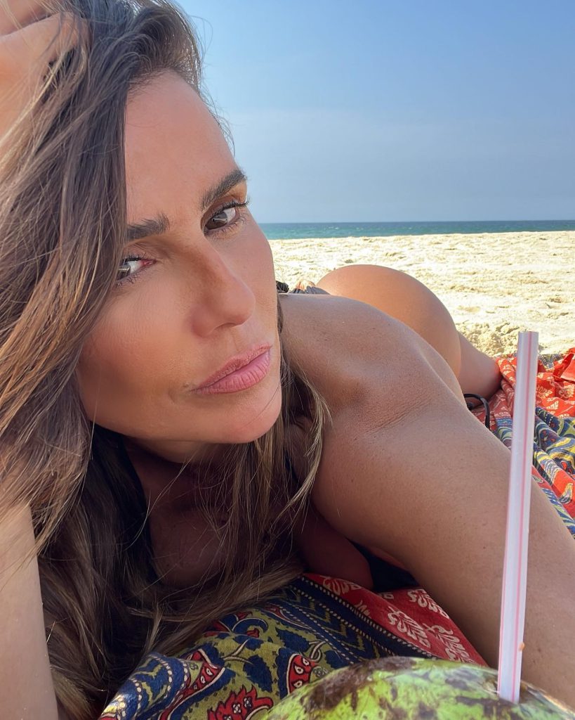 Deborah Secco sorri xxx porno