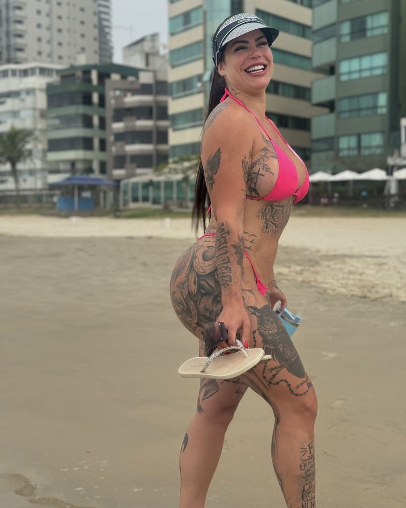 Anny Alves schildert feuer heiße bilder