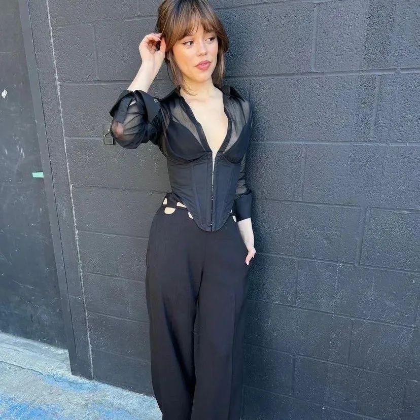 Jenna Ortega fotos quentes