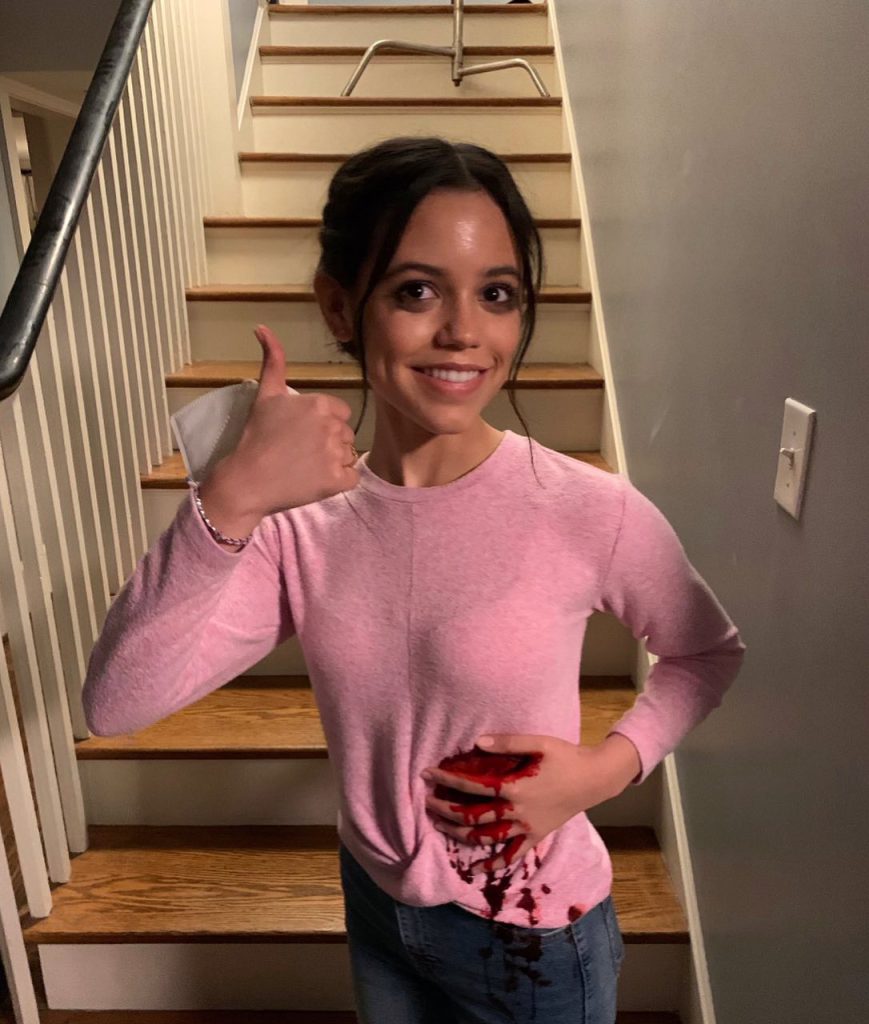 Jenna Ortega linda fotos quentes