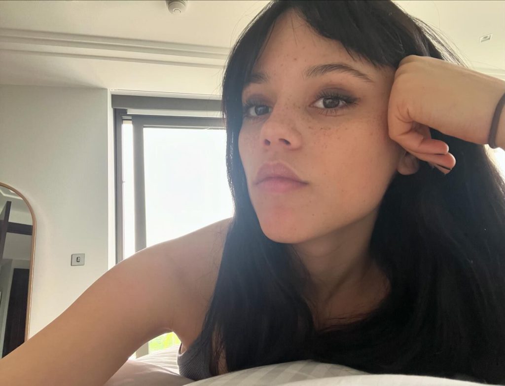 Jenna Ortega modellierung nackt bilder