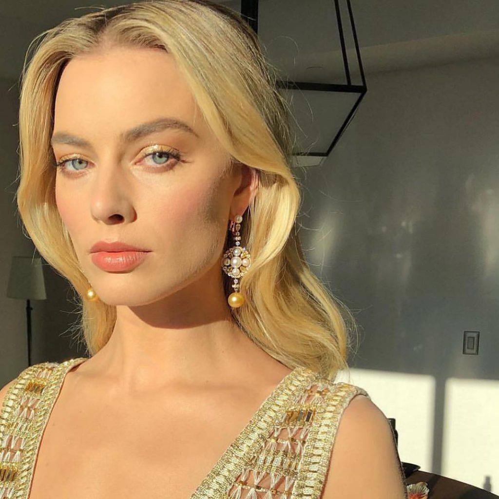 Margot Robbie modelliert ficken