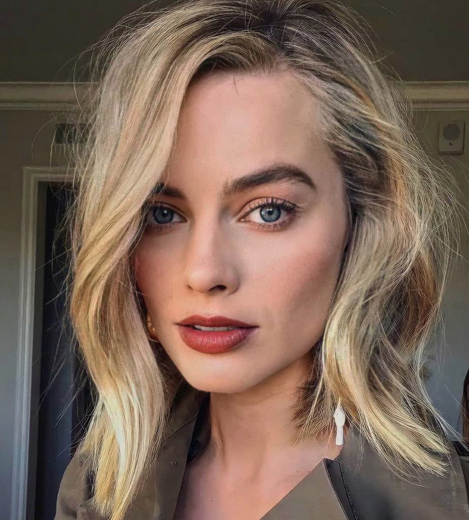 Margot Robbie vê sexo