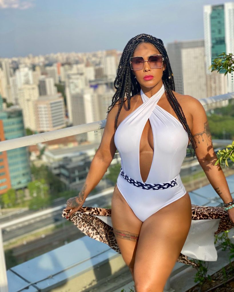 Rosiane Pinheiro linda bunda